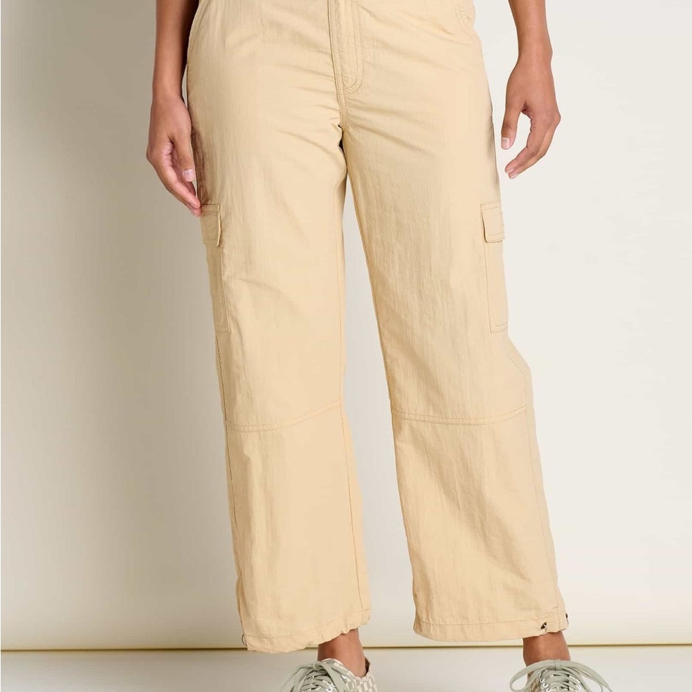 Horny Toad Tan Straight Leg Pants